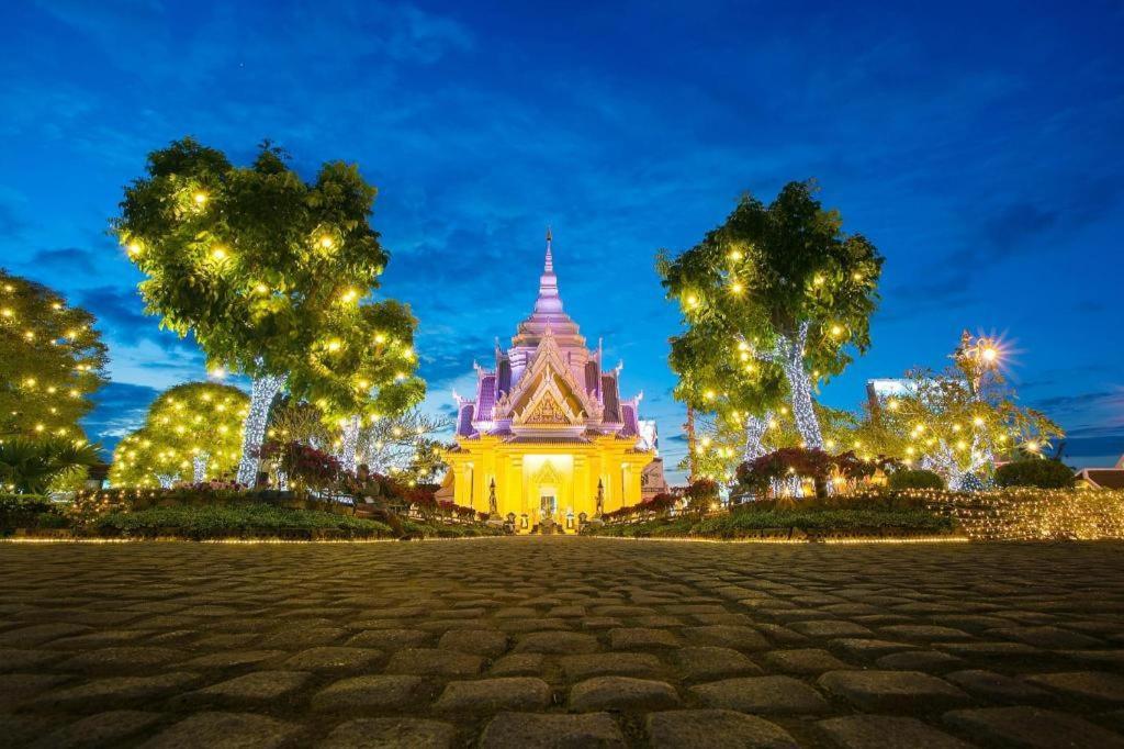 Hotel Le Lerts Living Khon Kaen Exterior foto