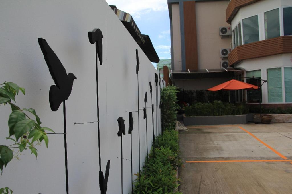 Hotel Le Lerts Living Khon Kaen Exterior foto